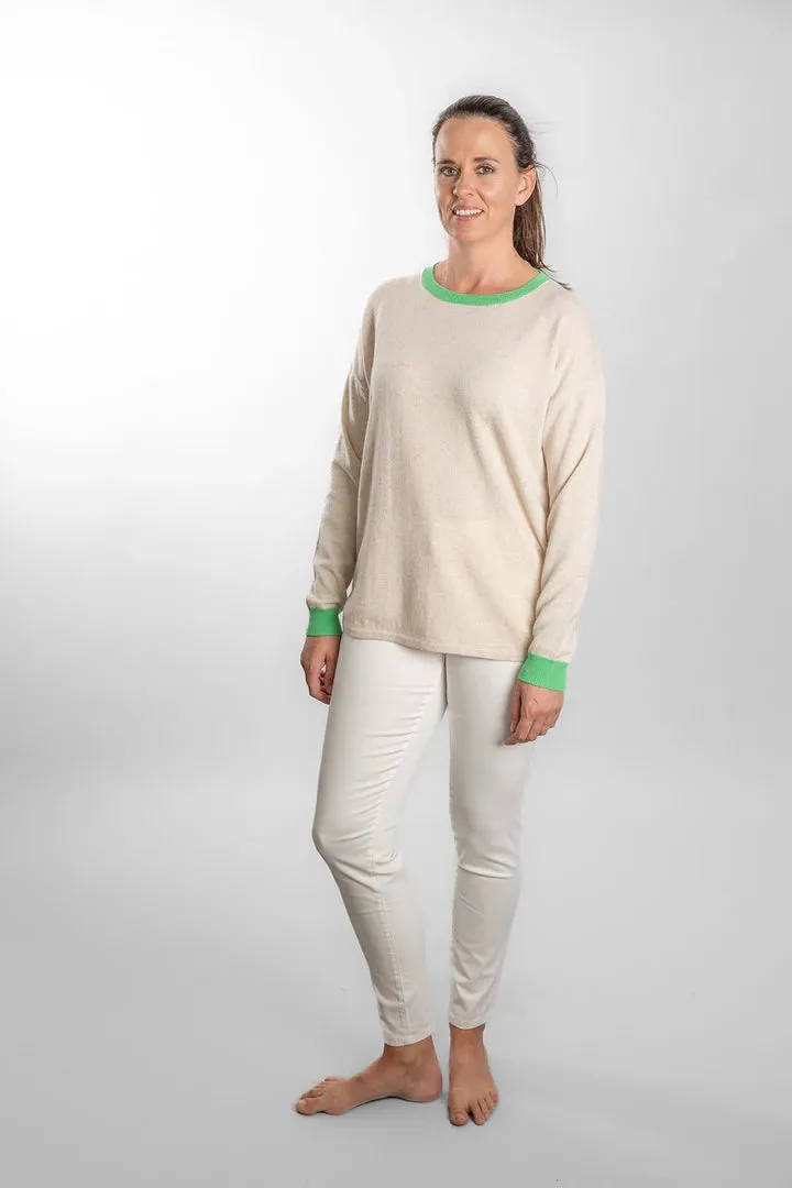 Bow & Arrow - Oatmeal Swing w/ Green Contrast