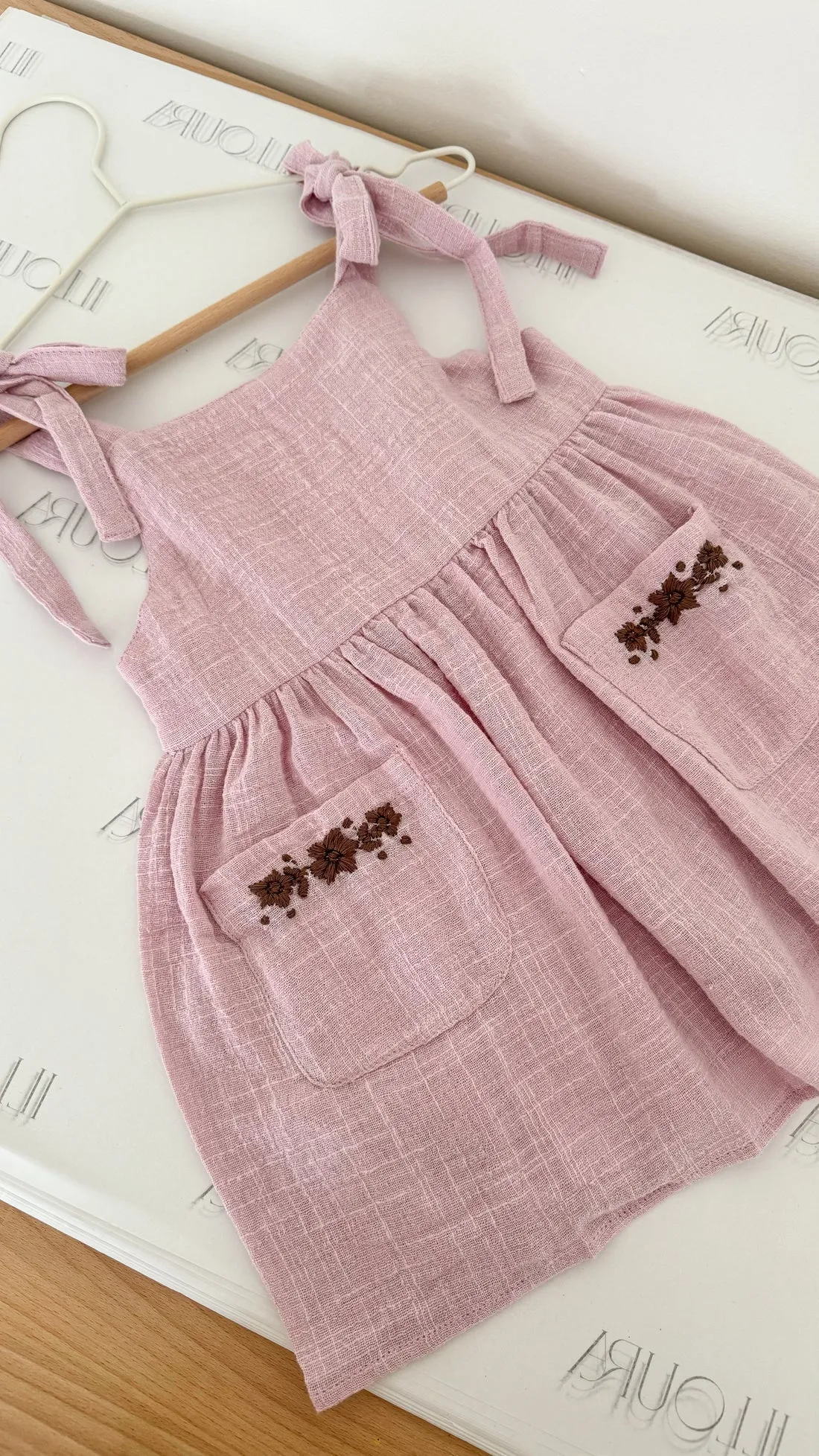 Luna Pinafore // Sweet Pea