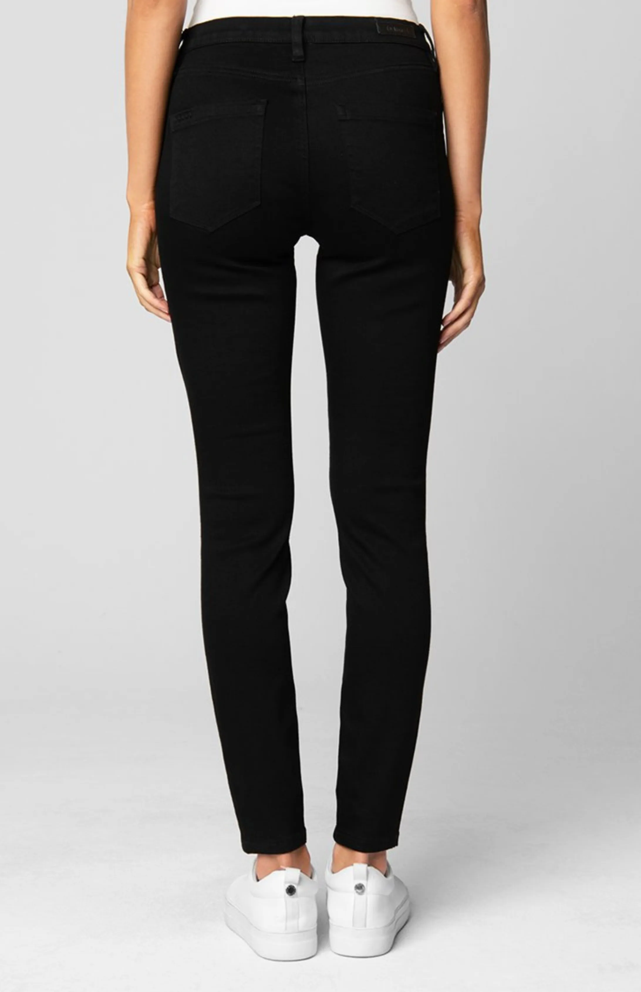 Night Mania Skinny