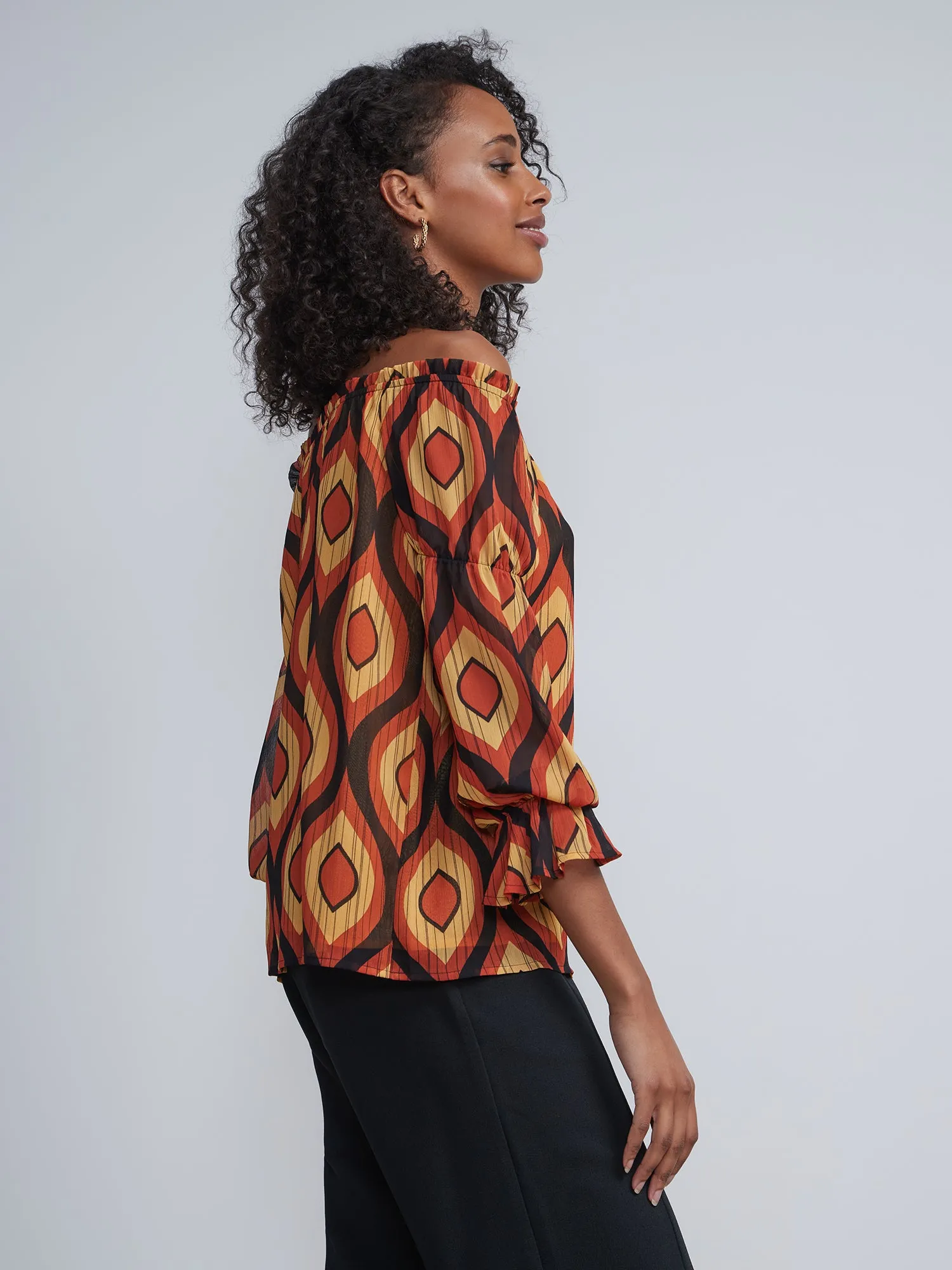 Off-Shoulder Printed Long Sleeves Blouse