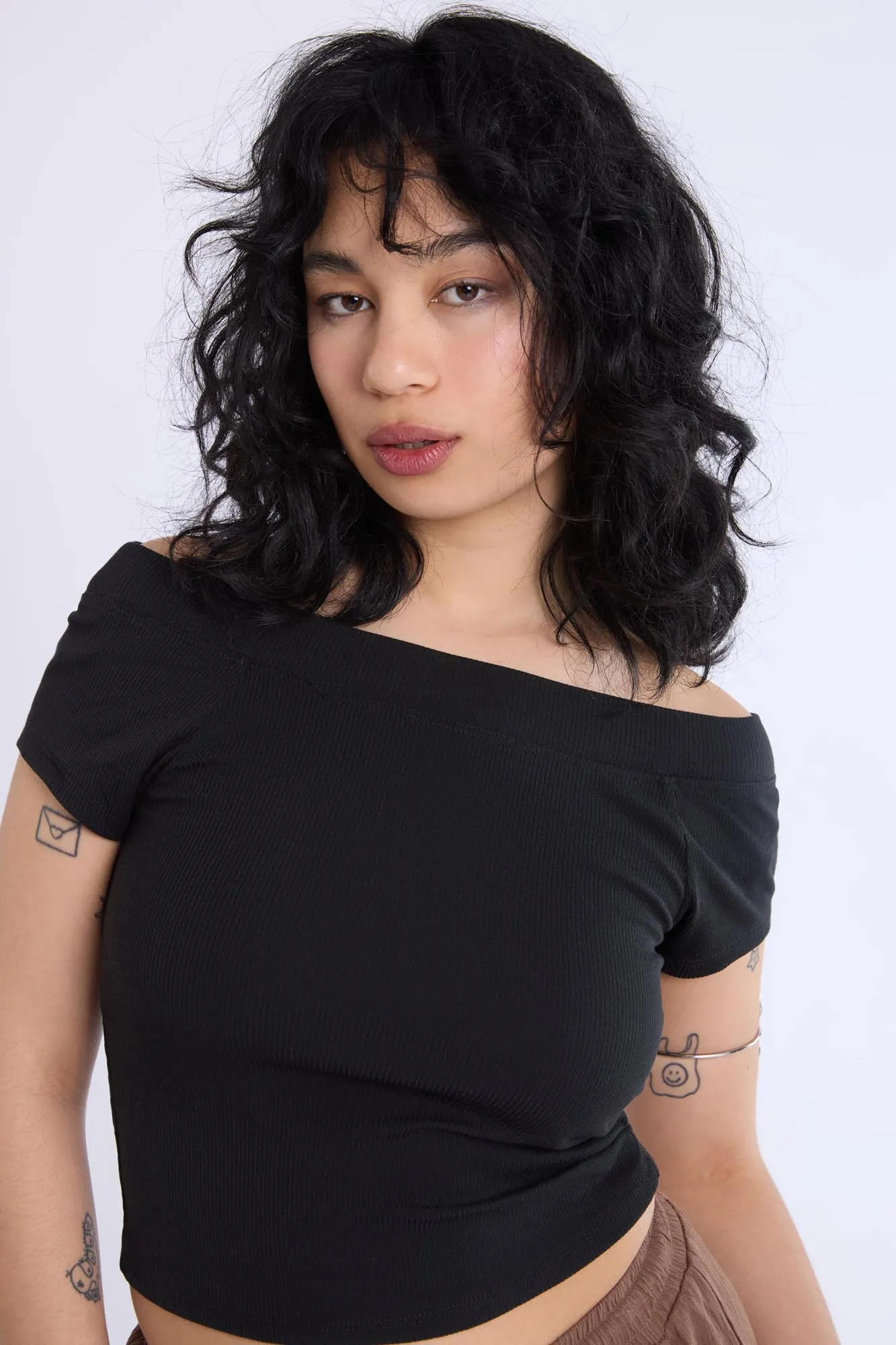 Short Sleeved Off Shoulder Ribbed Knit Top